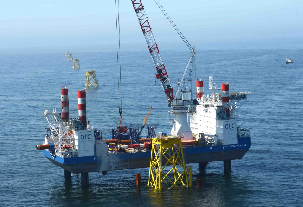 Installtion der Fundamente für den Windpark Nordsee Ost